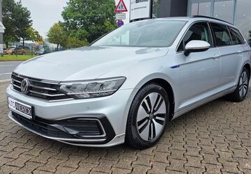 VW Passat Variant 141.375 km 16.990 &euro; Remscheid 42855