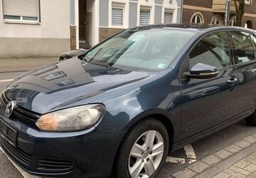 VW Golf 124.000 km 4.450 &euro; Bergisch Gladbach 51465