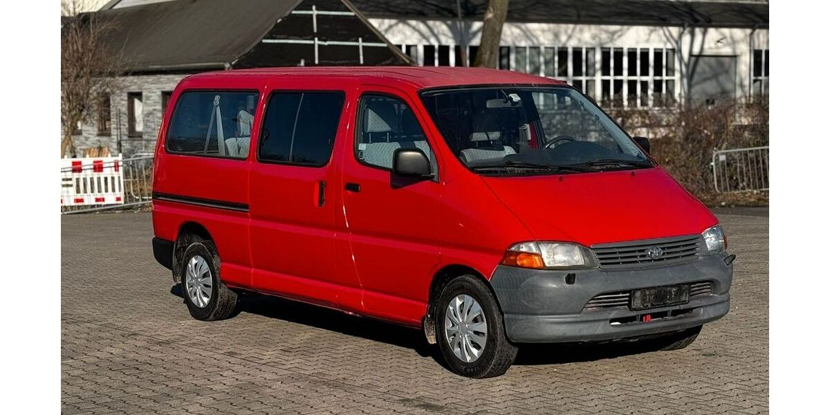 Toyota Hiace 267.142 km 7.999 &euro; Wuppertal 42389