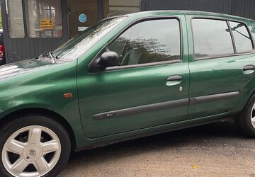 Renault Clio 210.000 km 999 &euro; Hilden 40724