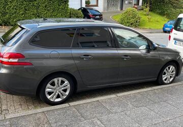 Peugeot 308 159.980 km 7.490 &euro; Wuppertal 42119
