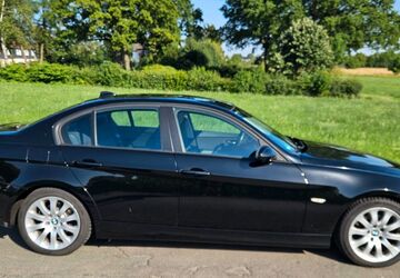 BMW 318 96.000 km 6.900 &euro; Remscheid 42899