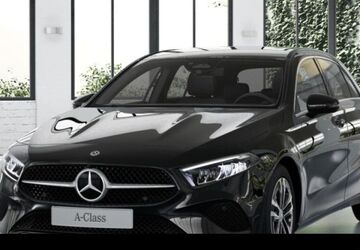 Mercedes-Benz A 200 9.900 km 34.990 &euro; Düsseldorf 40470