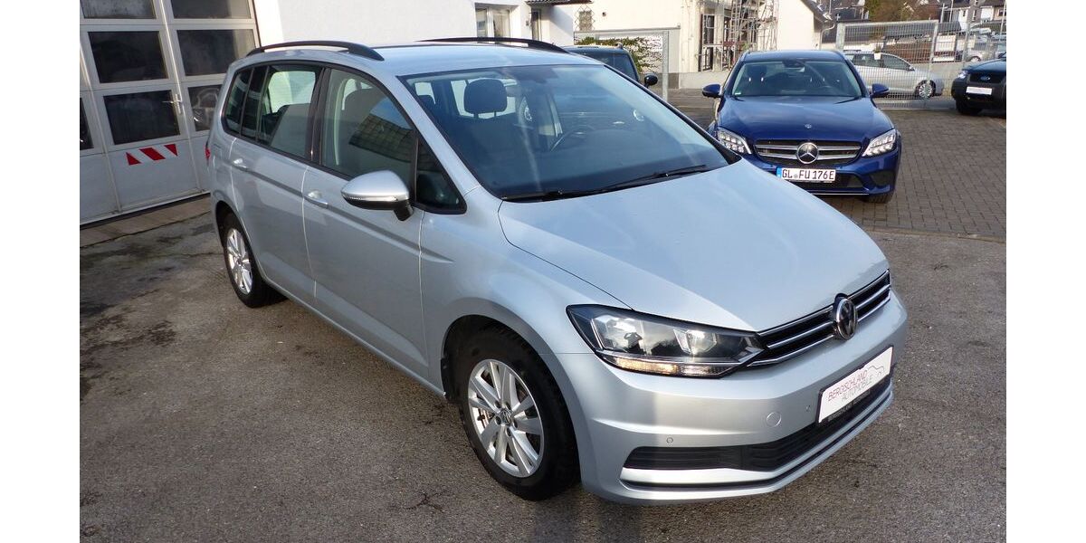 VW Touran 87.000 km 22.950 &euro; Solingen 42699