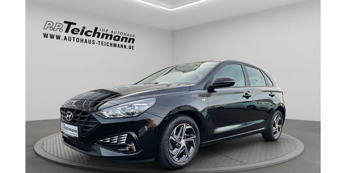 Hyundai i30 81.608 km 17.900 &euro; Dormagen 41540