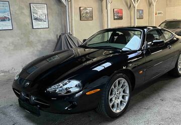 Jaguar XK8 77.930 km 28.950 &euro; Düsseldorf 40547