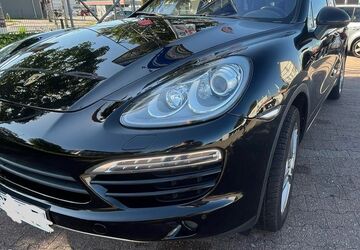 Porsche Cayenne 190.000 km 20.000 &euro; Düsseldorf 40235