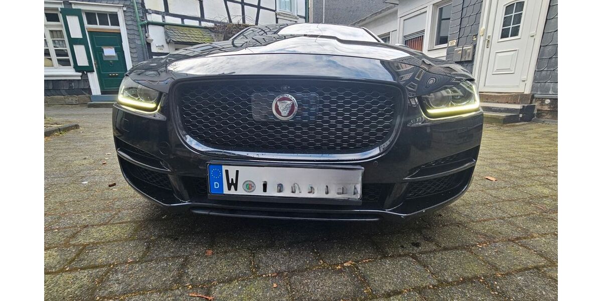 Jaguar XE 180.000 km 16.600 &euro; Wuppertal 42285