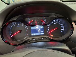 Opel Crossland X Edition AUTOMATIK NAVI Sitz/Lenkradhei 80.107 km 12.480 &euro; HAAN 42781