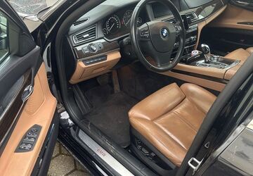 BMW 740 256.000 km 8.700 &euro; hagen 58097