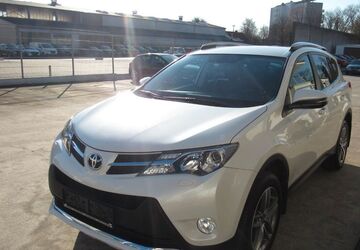 Toyota RAV 4 120.200 km 17.900 &euro; Leverkusen 51371