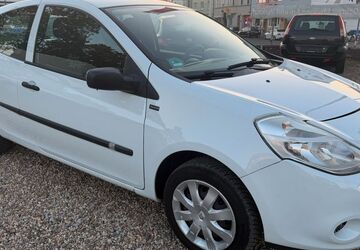 Renault Clio 174.600 km 1.950 &euro; Leverkusen 51371