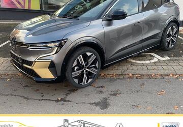 Renault Megane E-TECH 12.500 km 31.400 &euro; Overath 51491