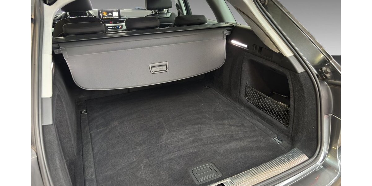 Audi A4 35 TDI S Line Autom MMI LED S-Tronic 104.945 km 23.400 &euro; Wuppertal 42327