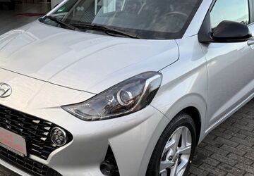 Hyundai i10 9.402 km 15.333 &euro; Radevormwald 42477