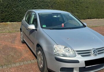 VW Golf 204.661 km 3.000 &euro; Solingen 42719