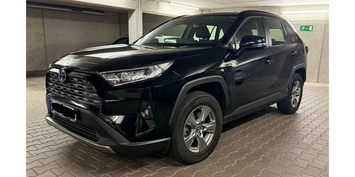 Toyota RAV 4 28.500 km 32.699 &euro; Solingen 42719