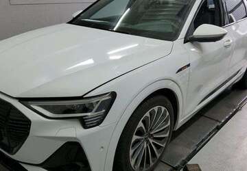 Audi e-tron 39.917 km 37.310 &euro; Hagen 58091