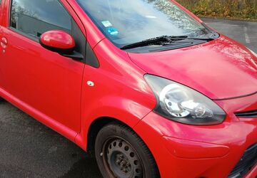 Toyota Aygo (X) 208.000 km 1.790 &euro; Ratingen 40882