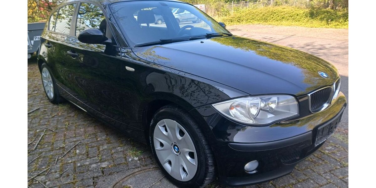 BMW 116 151.000 km 1.950 &euro; Ratingen 40882