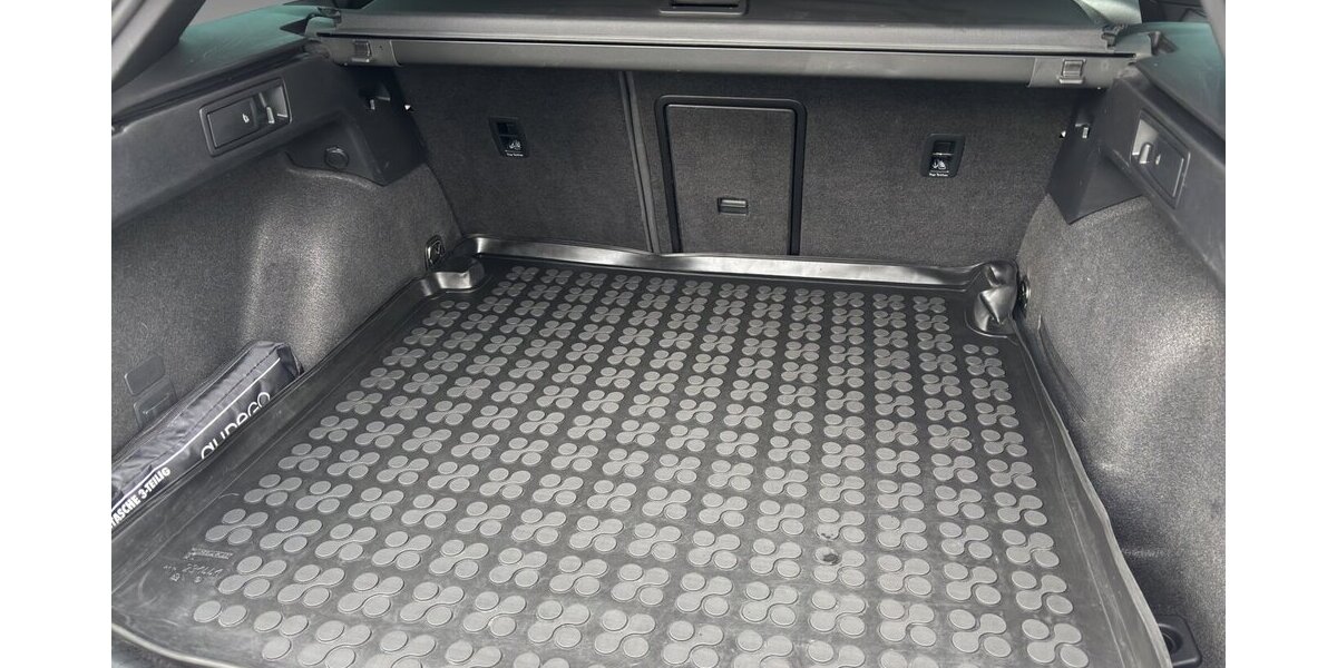 Cupra Leon Sportstourer VZ 4Drive 19´Beats Kamera 1.Hd 211.620 km 20.900 &euro; Wuppertal 42327