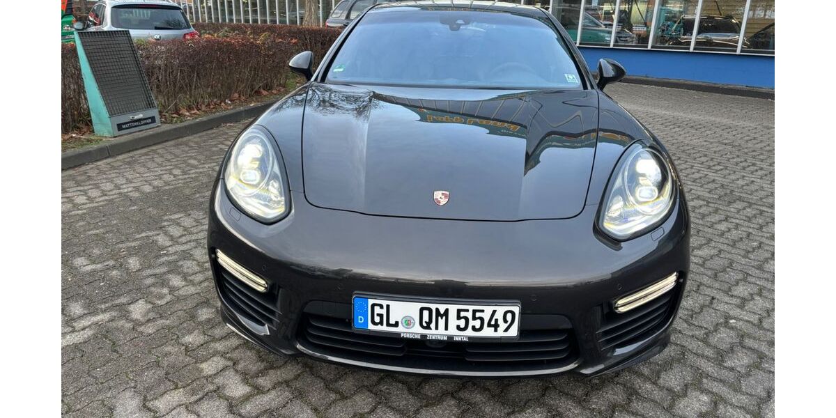 Porsche Panamera 238.000 km 34.490 &euro; Bergisch Gladbach 51465