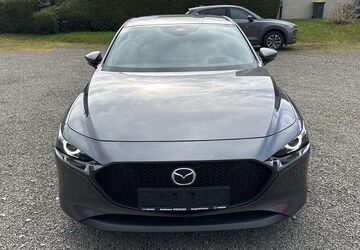 Mazda 3 16.343 km 26.790 &euro; Engelskirchen 51766