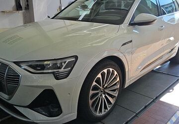 Audi e-tron 54.332 km 34.935 &euro; Hagen 58091