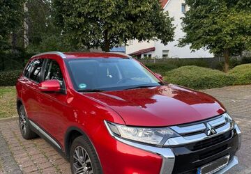 Mitsubishi Outlander 66.000 km 16.700 &euro; Solingen 42657