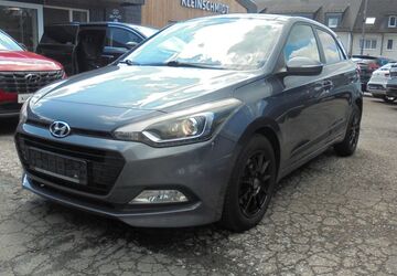 Hyundai i20 94.900 km 9.890 &euro; Radevormwald 42477