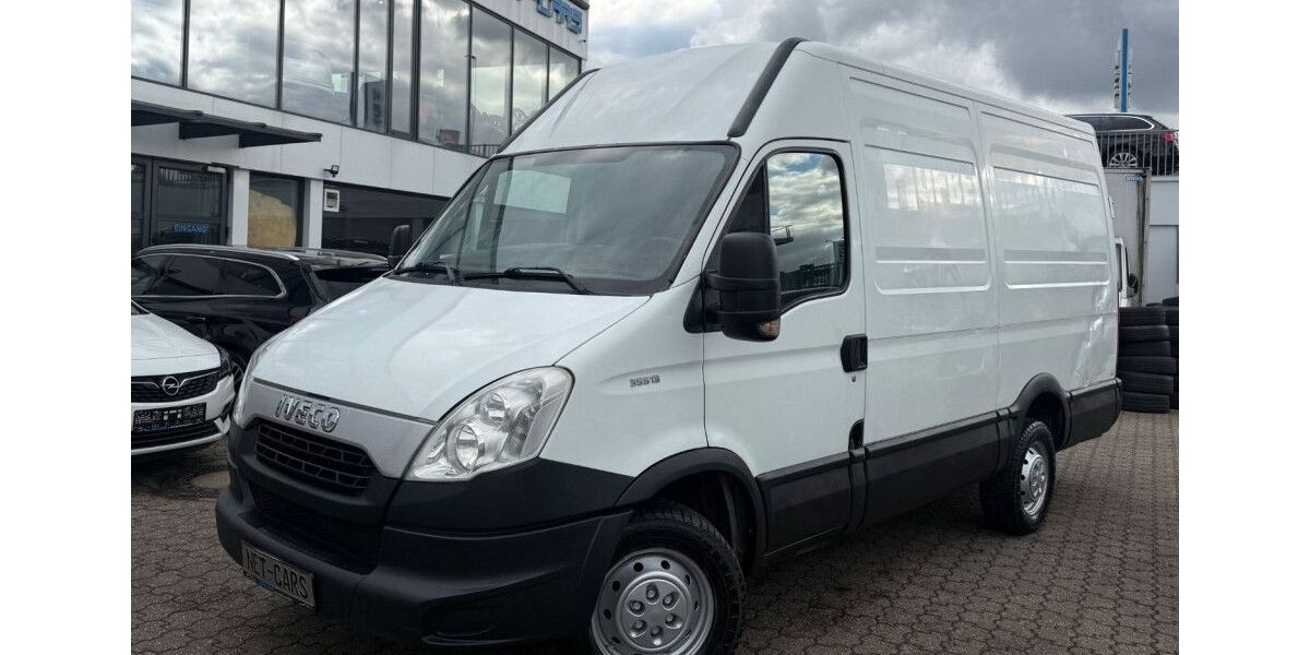 IVECO Andere 469.000 km 6.950 &euro; Hilden 40721