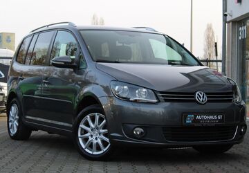 VW Touran 156.658 km 11.999 &euro; Düsseldorf 40625