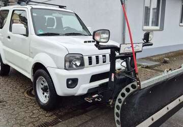Suzuki Jimny 94.000 km 23.990 &euro; Düsseldorf 40591