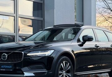 Volvo V90 Cross Country 136.485 km 29.890 &euro; Hilden (bei Düsseldorf) 40721