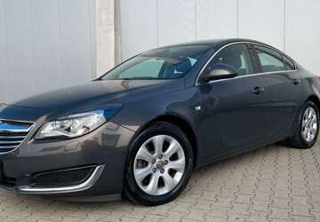 Opel Insignia 120.000 km 7.900 &euro; Düsseldorf 40231