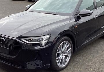 Audi e-tron 42.313 km 37.305 &euro; Hagen 58091