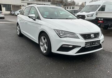 Seat Leon 91.584 km 15.990 &euro; Remscheid 42857