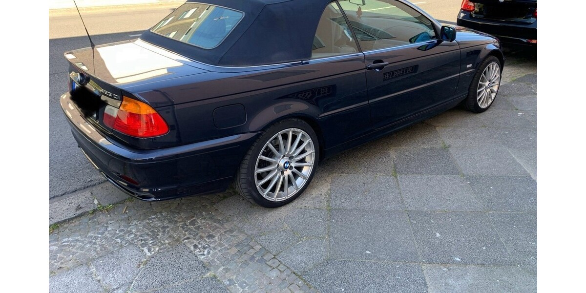 BMW 323 C IV 169.000 km 5.800 &euro; Solingen 42651