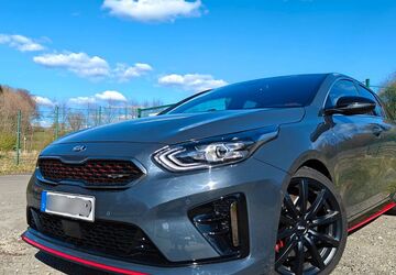 Kia pro ceed / ProCeed 90.000 km 19.999 &euro; Halver 58553