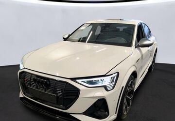 Audi e-tron 45.332 km 42.465 &euro; Hagen 58091