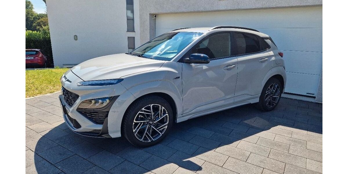 Hyundai KONA 70.125 km 17.790 &euro; Burscheid 51399