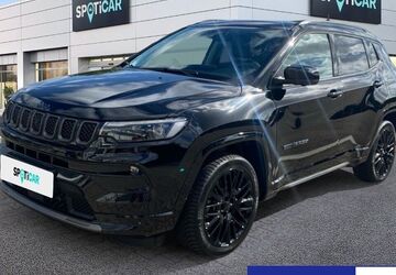 Jeep Compass 84.000 km 32.998 &euro; Düsseldorf 40472