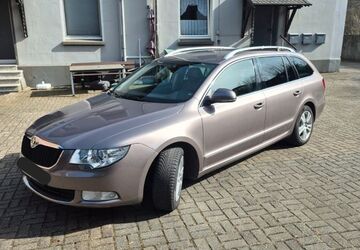 Skoda Superb 122.000 km 10.000 &euro; Haan 42781