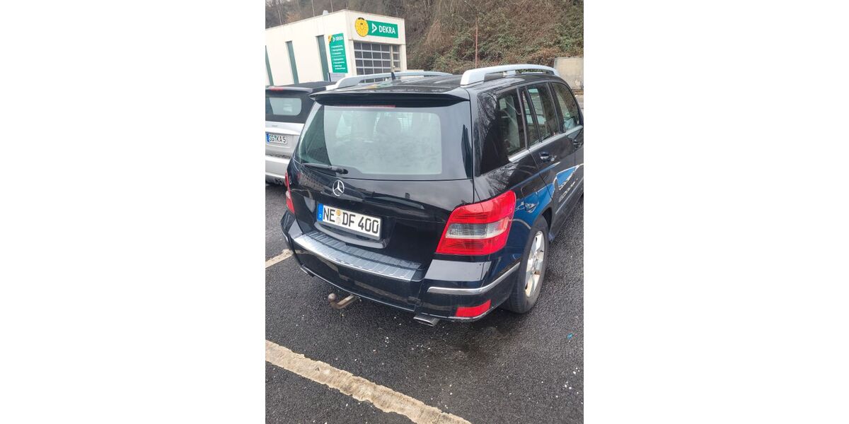 Mercedes-Benz GLK 320 382.000 km 3.150 &euro; Remscheid 42899