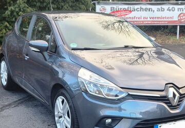 Renault Clio 64.711 km 8.100 &euro; Düsseldorf 40233
