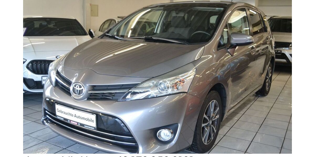Toyota Verso 200.000 km 7.500 &euro; Solingen 42719