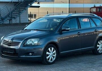 Toyota Avensis 304.121 km 2.200 &euro; Wuppertal 42389
