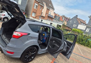 Ford Kuga 114.061 km 15.000 &euro; Remscheid 42855