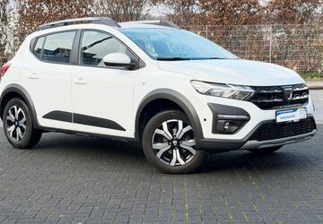 Dacia Sandero 22.400 km 15.699 &euro; Wuppertal 42329