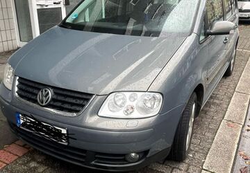 VW Touran 176.500 km 2.800 &euro; Wuppertal 42275